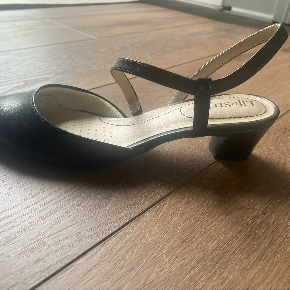 Life Stride Black Slingback Heels with Pointed Toe - Picture 4 of 9